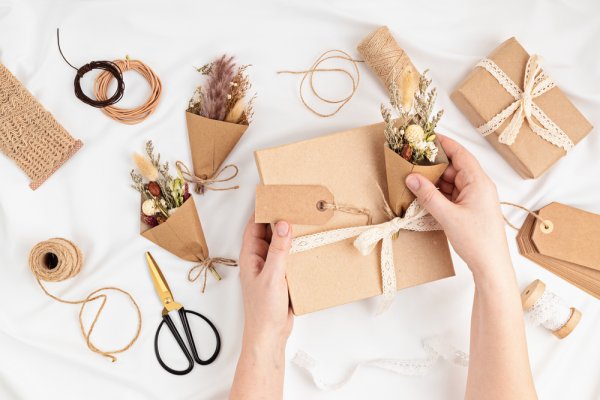 Ý Nghĩa Quà Tặng Handmade 20.11